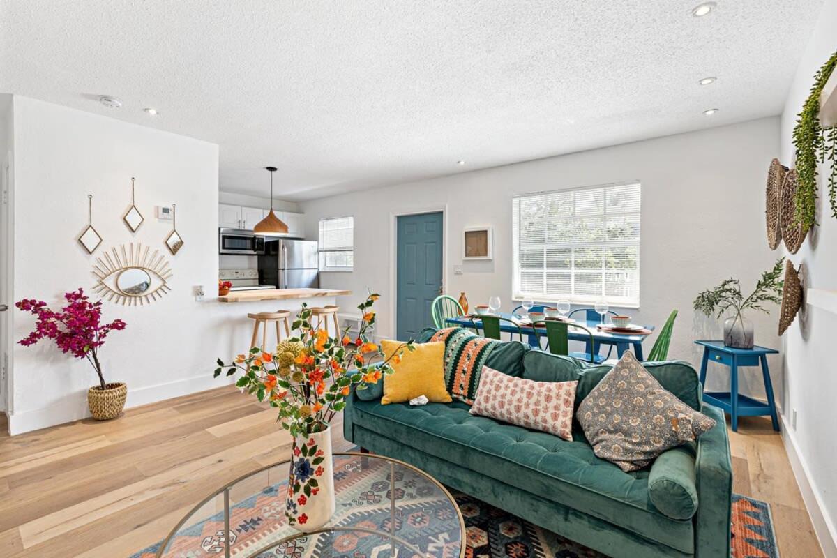 Stylish 2 Bedroom - Close To Riverwalk Casa de Férias *